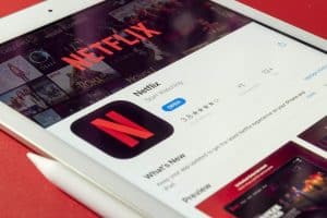 Top 10 mini-séries Netflix 2025 à découvrir !